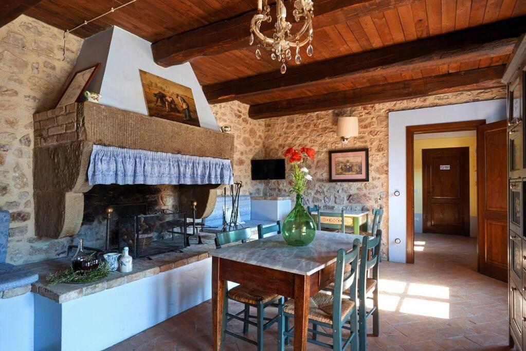 Casale Rosso Vila Castel San Felice Exterior foto