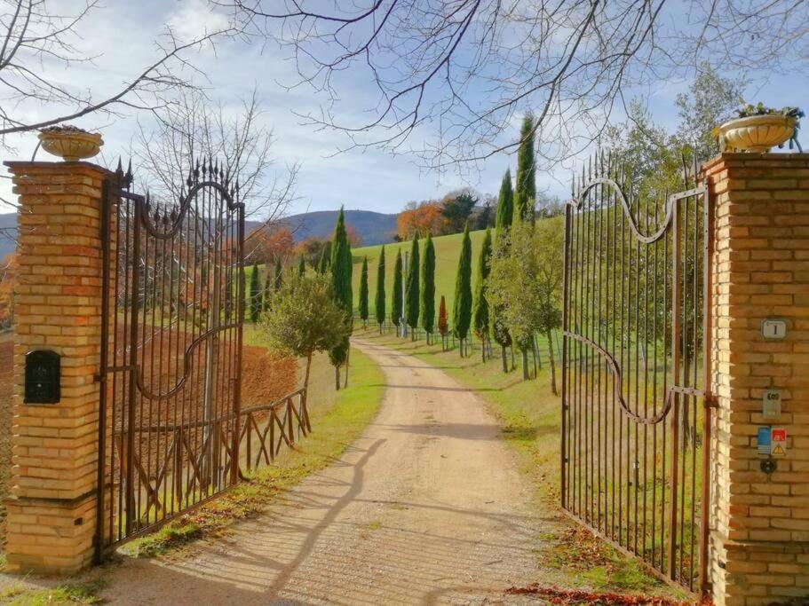 Casale Rosso Vila Castel San Felice Exterior foto