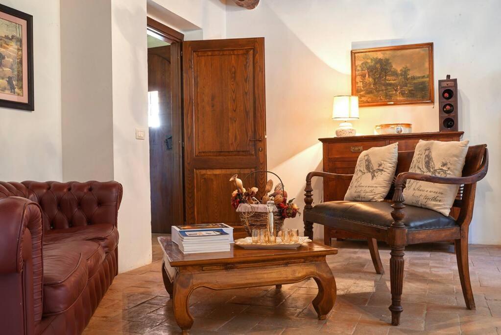 Casale Rosso Vila Castel San Felice Exterior foto