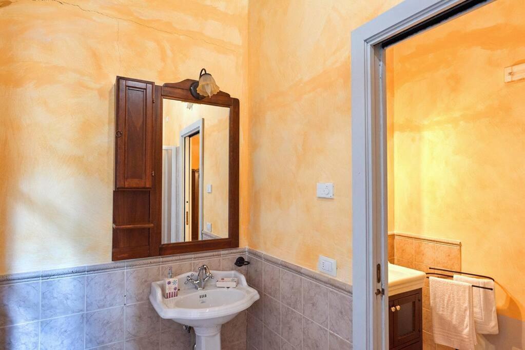 Casale Rosso Vila Castel San Felice Exterior foto
